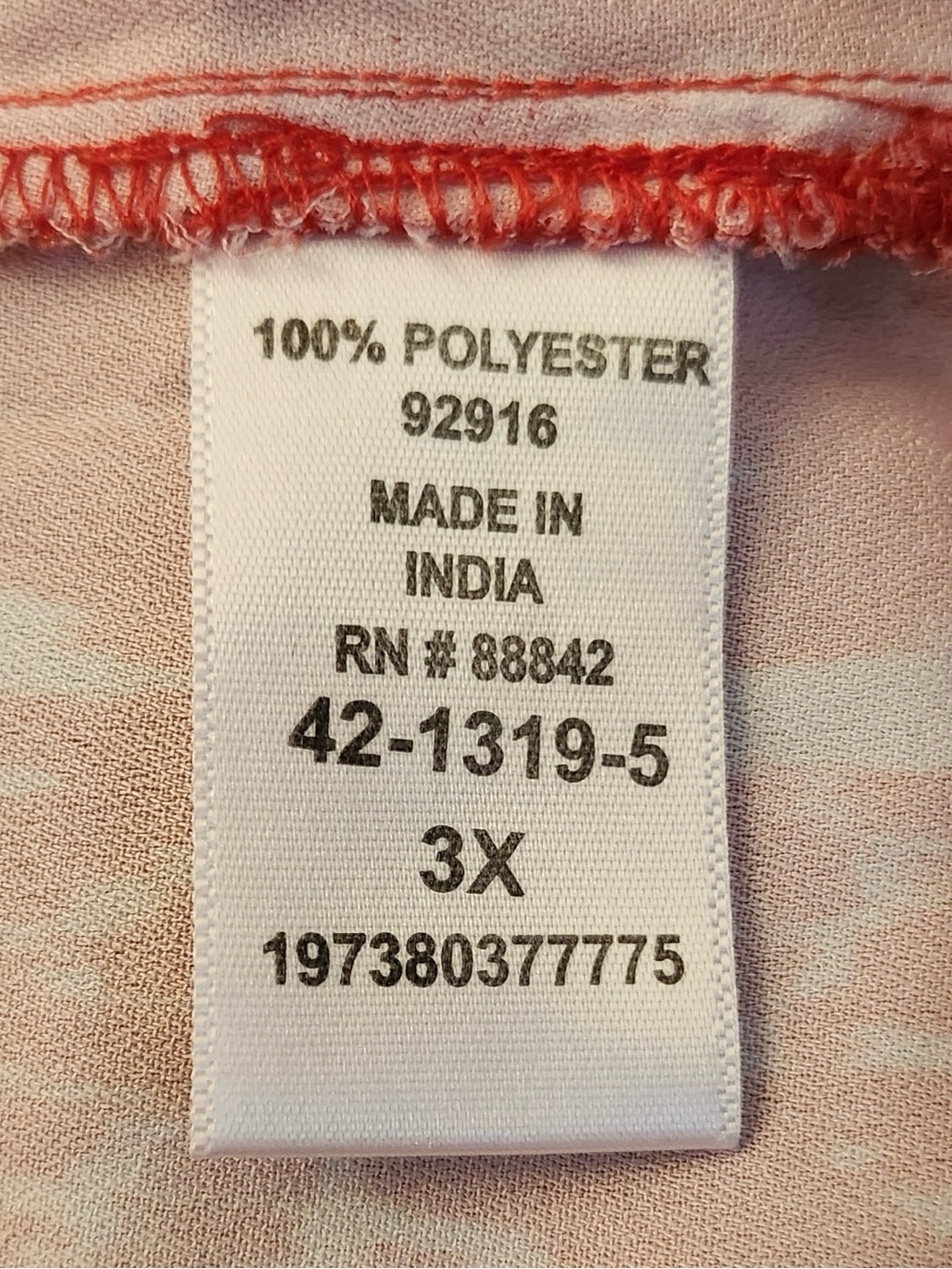 Catherines Bold Red and White Ikat Diamond Pattern Tunic Flowy Sleeves 26/28W 3X - Picture 6 of 7